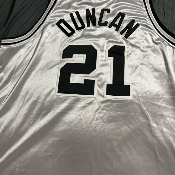 pre owned Nike vtg dri fit Spurs  Duncan silver jersey size 60 men's Rare!  #52 - Picture 4 of 6